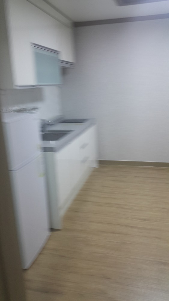 <경산시 진량읍 상림리 대구대학교 미니투룸> 주방겸 거실공간이 크고 방도 큰 상림리 미니투룸 매물 사진 2