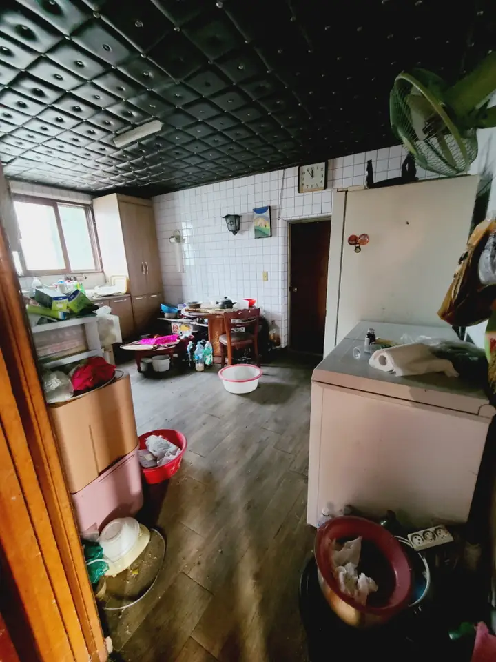 (주택 매매) 경산시 남천면 협석리. 대지 327평. 연면적 67.3평. 3층 건물. 매물 사진 8