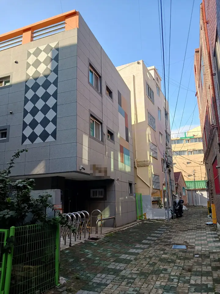 대구 서구 비산동 원룸매매. 3종일반주거지역. 대68평/연78평. 매매가5억5천만원