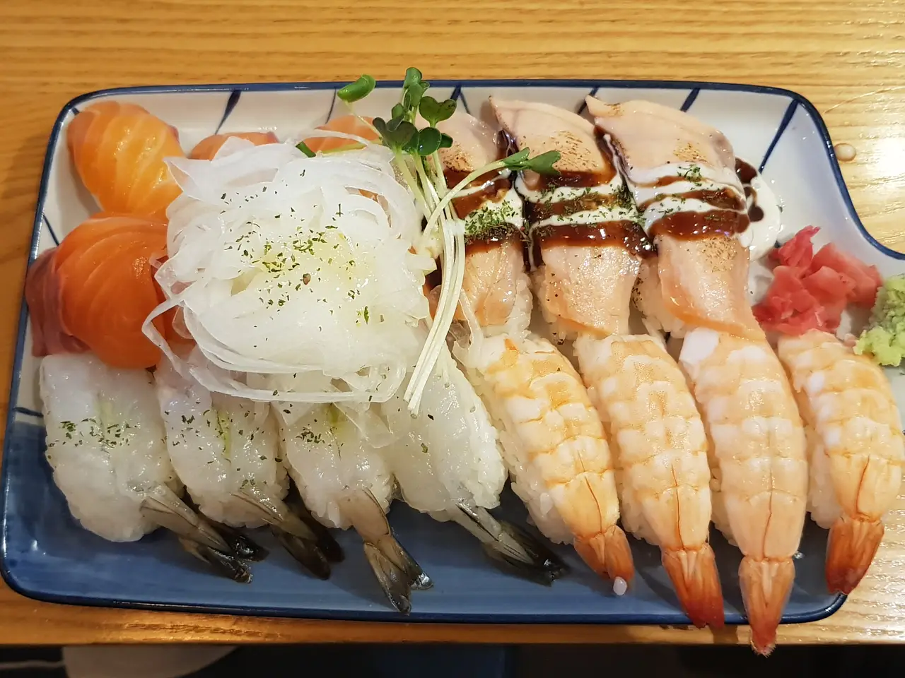 (5점) 대구 수성구 매호동. 연어샐러드가 맛있는 일본 가정식 전문점 '용쉐프 키친' 작업 사진 8