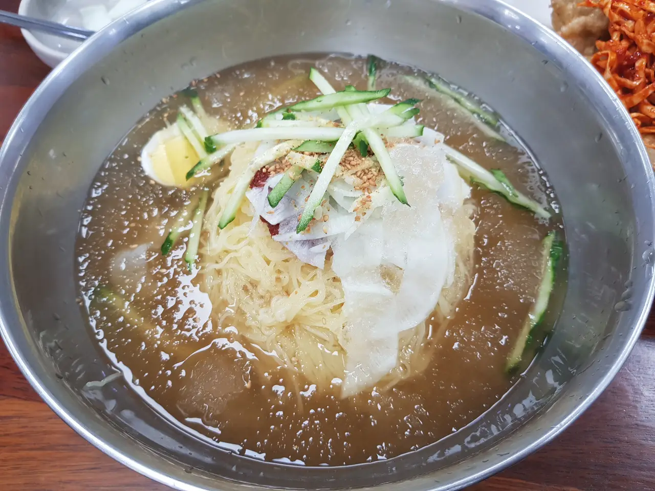 (5점) 대구 동구 방촌동 밀면 and 만두 맛집 '무진장 함버지기 즉석 밀면 손만두' 작업 사진 5