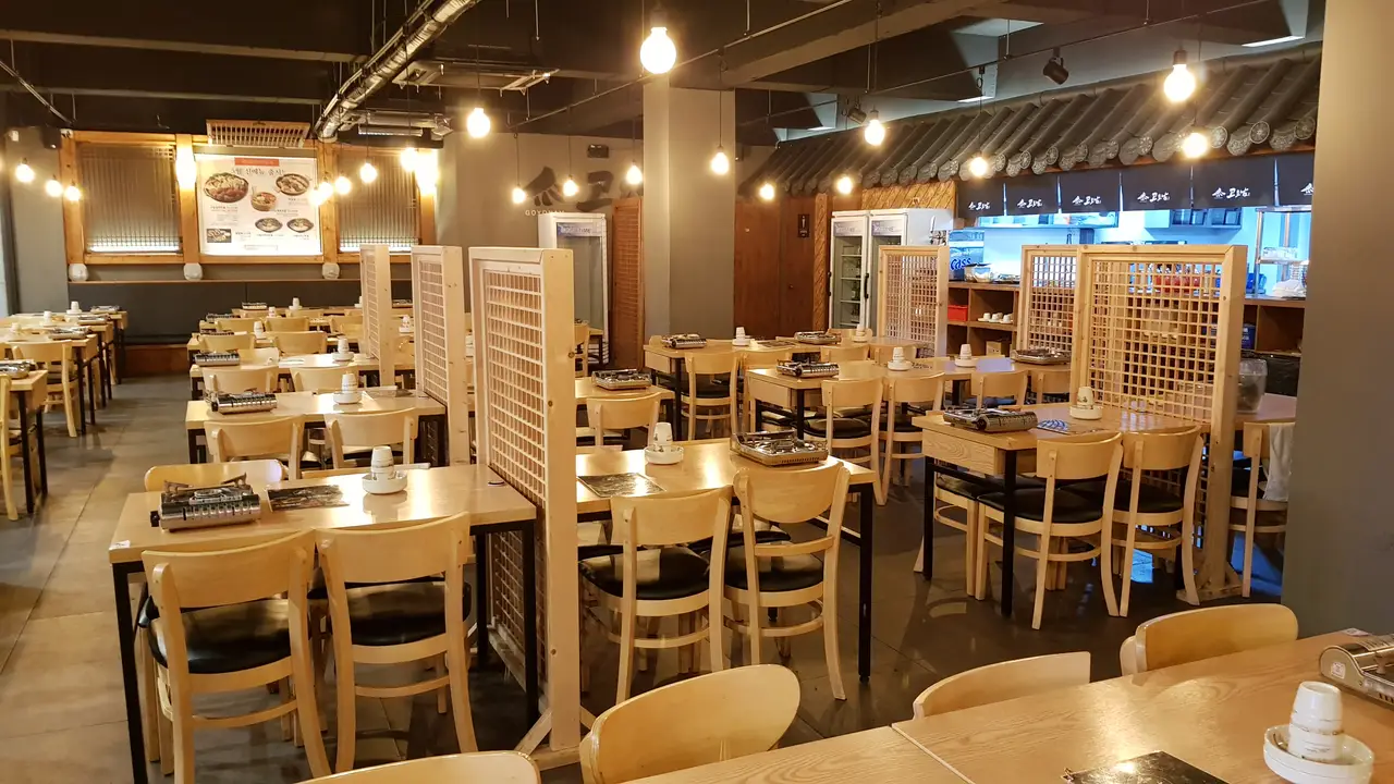 칠곡3지구 고요남. 하늘이 내린 재앙 고인돌갈비. 작업 사진 2