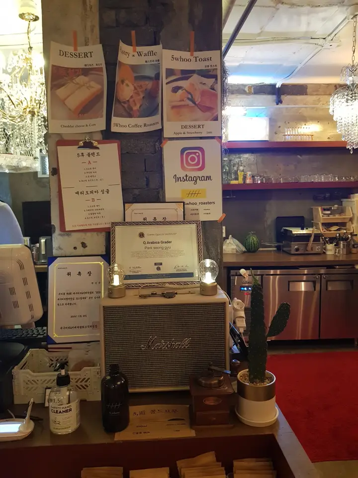 (5점) 대구 수성구 범어동 커피와 와플이 맛집인 분위기 좋은 카페 '오후(5whoo)' 작업 사진 5