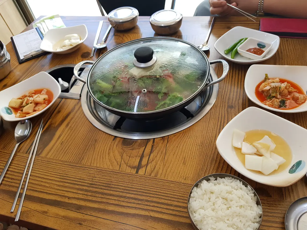 (4점) 경산시 진량읍 돼지찌개 맛집 '와촌식육식당 진량공단 2호점' 작업 사진 3