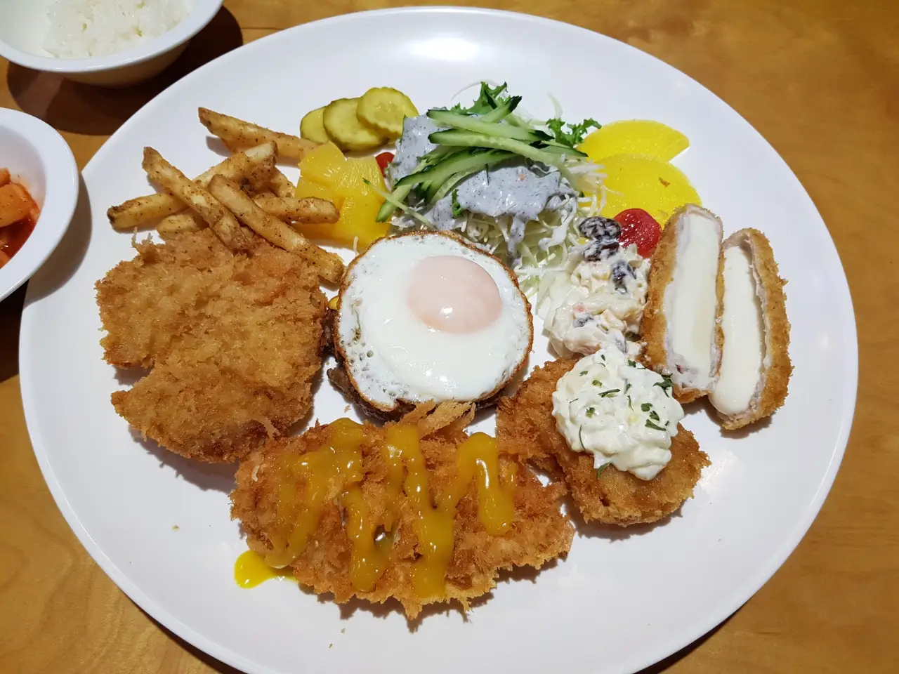 (5점) 대구 수성구 시지동 돈까스, 쫄면 맛집 '날으는 돈까스' 작업 사진 7