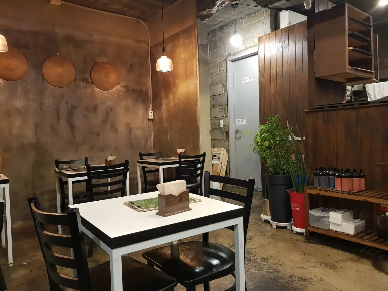 (4점) 경산시 하양읍 베트남 음식 맛집 '낫낫' 작업 사진 3