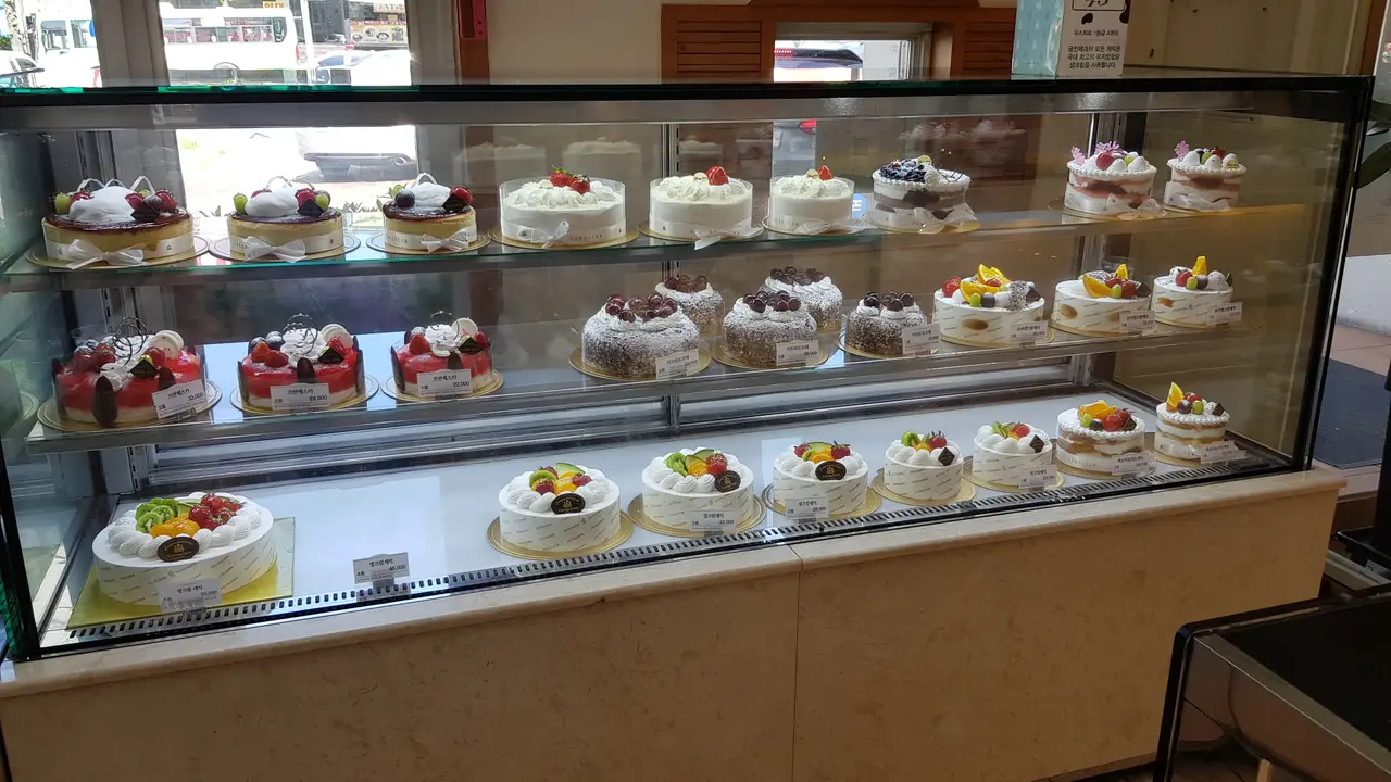 (5점) 광주 남구 진월동 광주에서 빵 맛있기로 유명한 '궁전제과 진월점' 작업 사진 4