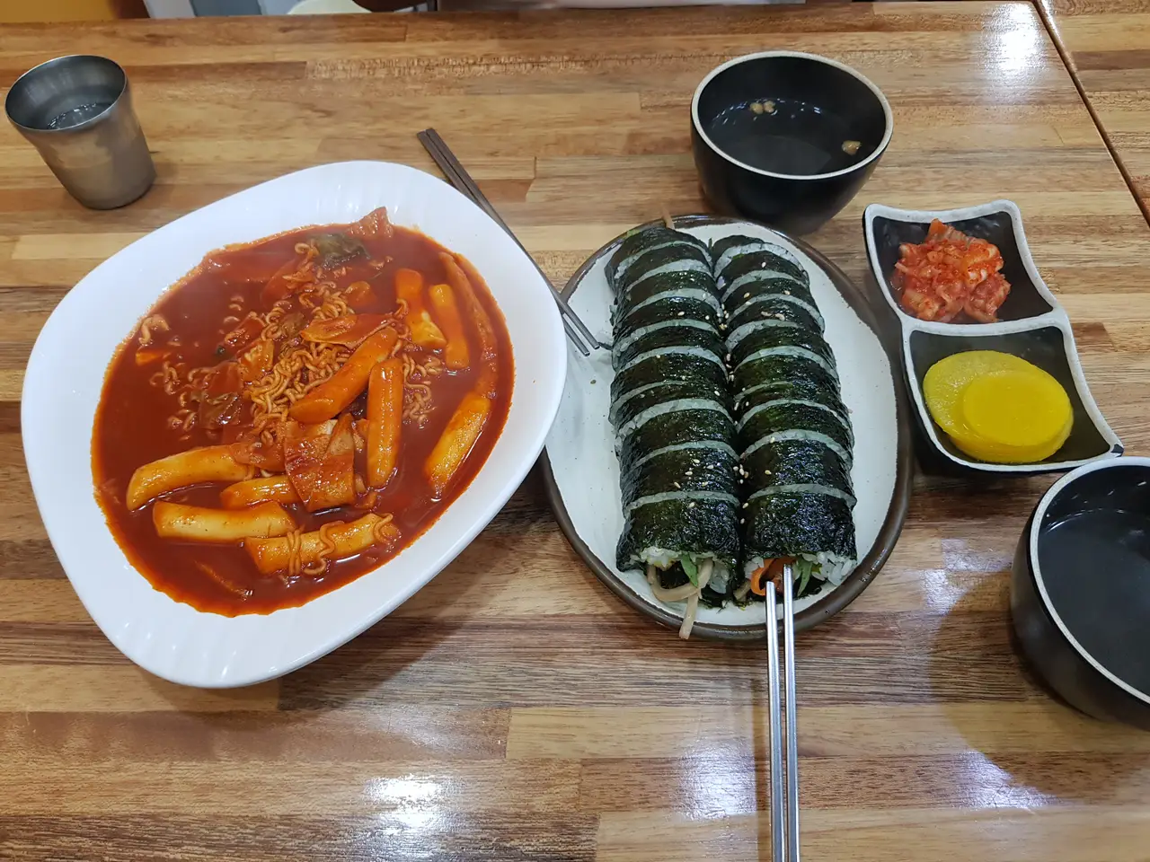 (4점) 대구 수성구 황금동 24시간 분식 맛집 '김밥 파는사람들 황금데레사점' 작업 사진 4