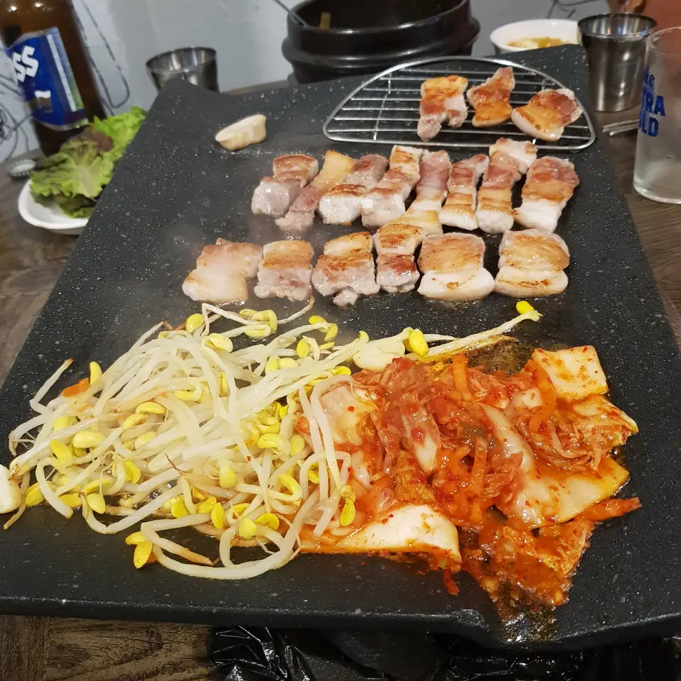 (5점) 대구 수성구 범어동 신천시장 삼겹살과 볶음밥이 맛있는 집 '박판삼겹 본점' 작업 사진 6