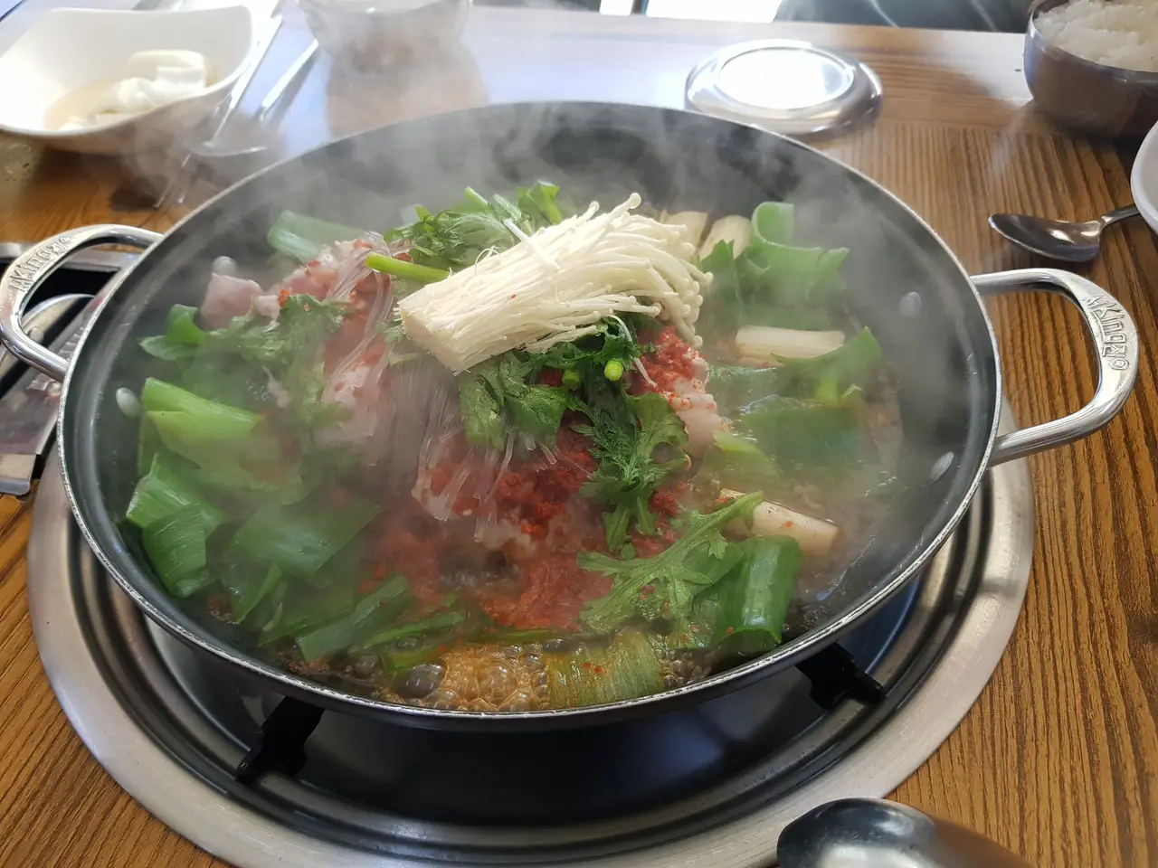 (4점) 경산시 진량읍 돼지찌개 맛집 '와촌식육식당 진량공단 2호점' 작업 사진 4