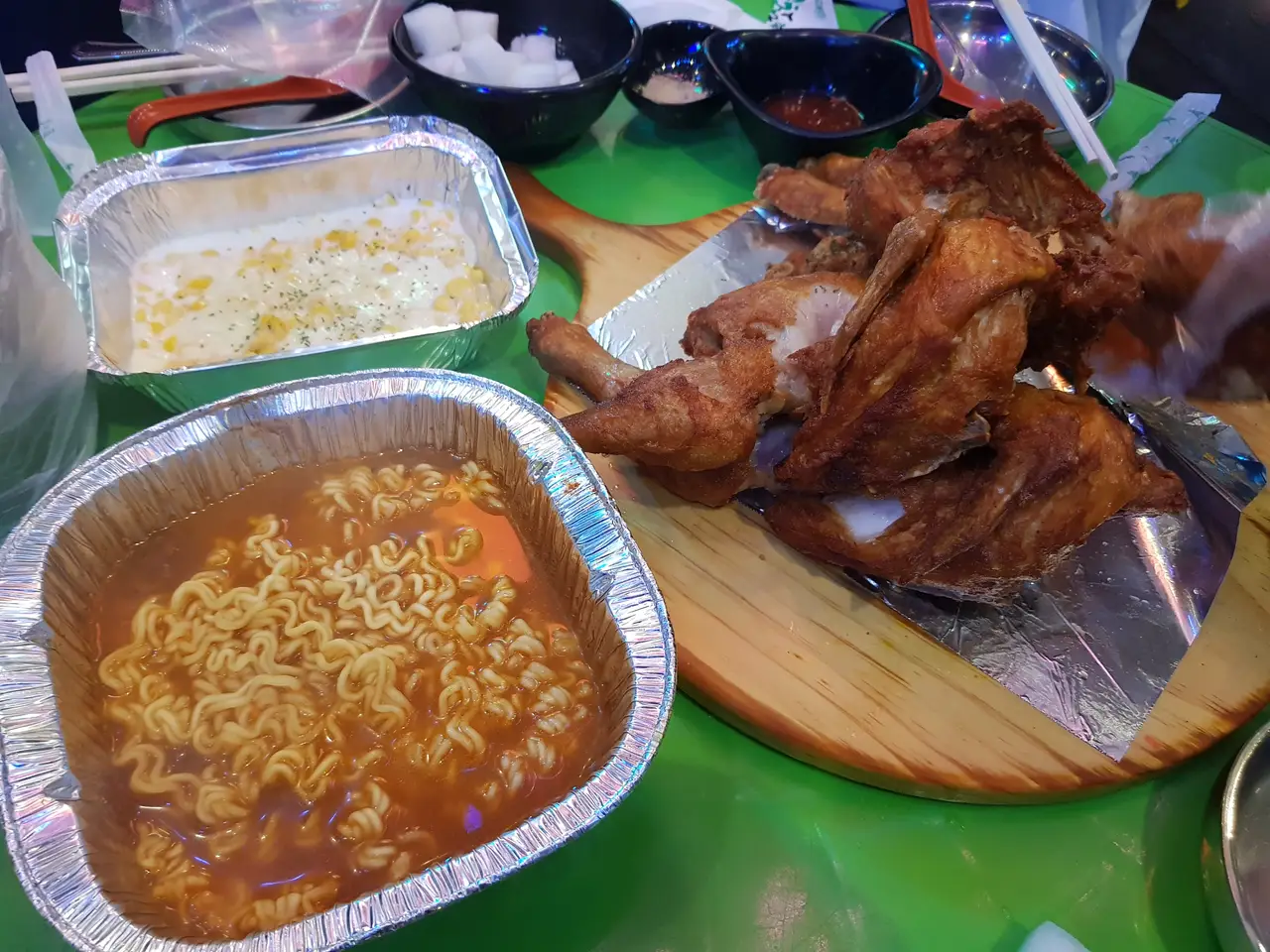 (5점) 대구 남구 대명동 앞산 등산 후에 가는 앞산네거리 근처 술집 '앞산옛날통닭' 작업 사진 4