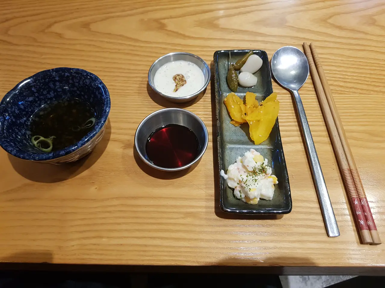 (5점) 대구 수성구 매호동. 연어샐러드가 맛있는 일본 가정식 전문점 '용쉐프 키친' 작업 사진 4