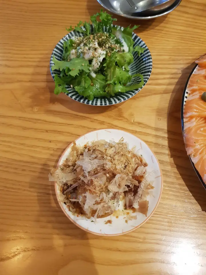 (5점) 대구 수성구 매호동. 연어샐러드가 맛있는 일본 가정식 전문점 '용쉐프 키친' 작업 사진 5