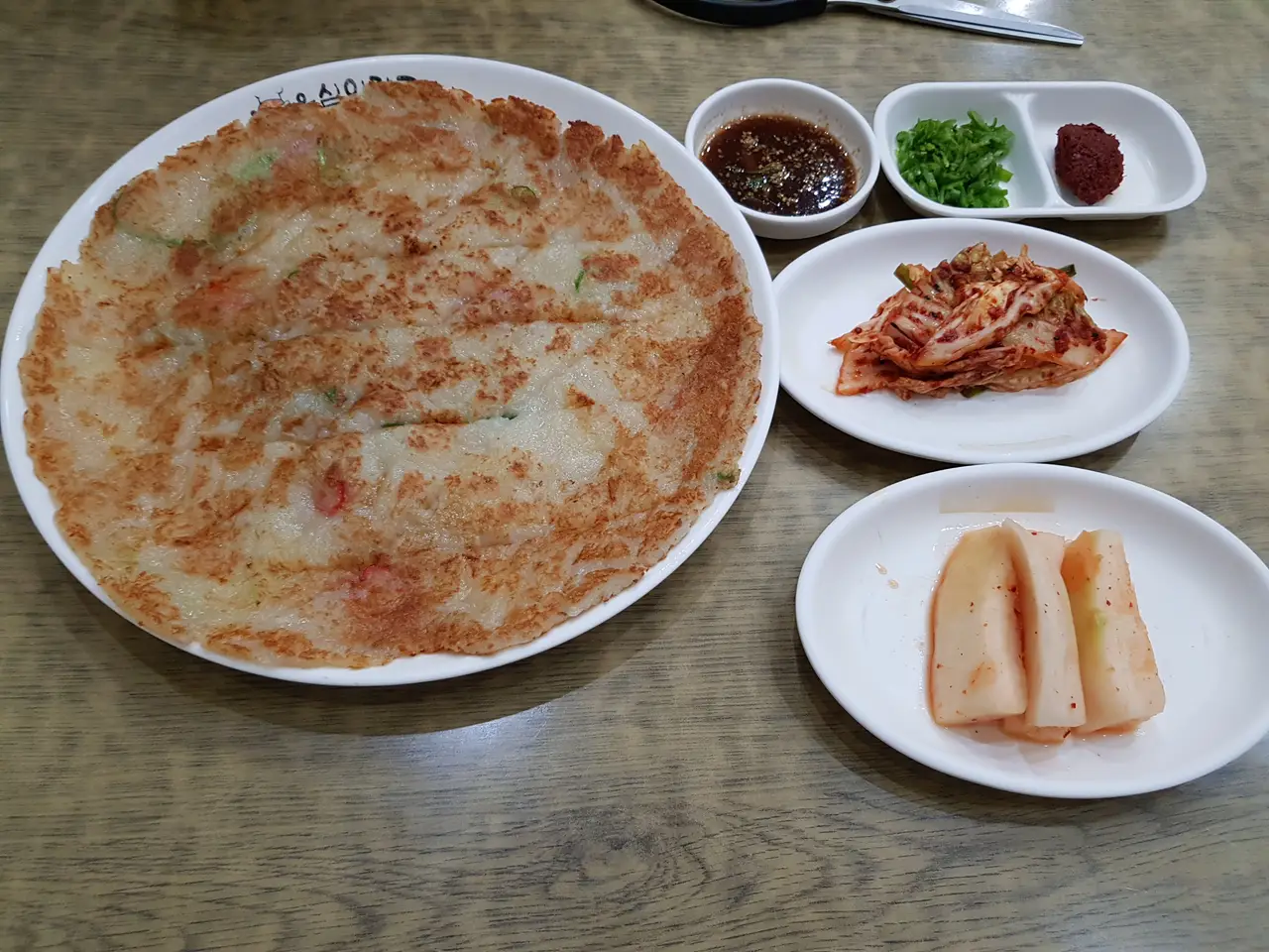 (5점) 대구 수성구 고모동 물막국수 맛집. '옹심이칼국수 고모점'. 감자전도 맛있고, 칼국수도 맛있음. 작업 사진 3