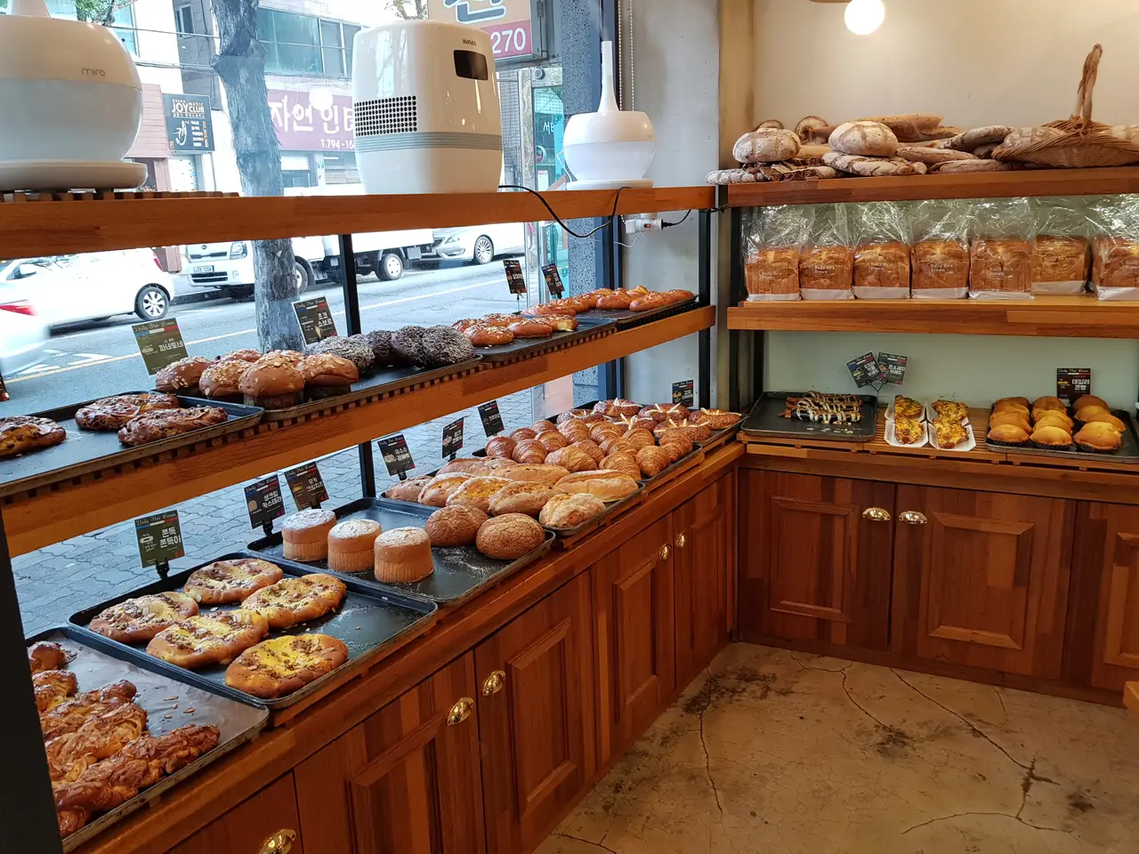 (5점) 대구 수성구 시지동 케이크 맛집 '데일리 호스 브라운'. 딸기 케이크 먹고 싶당ㅠㅠ 작업 사진 3