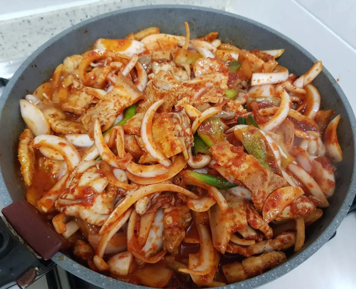 백종원의 맛남의 광장. 주꾸미삼겹살 따라해보기(Plus. 비빔면). 작업 사진 11