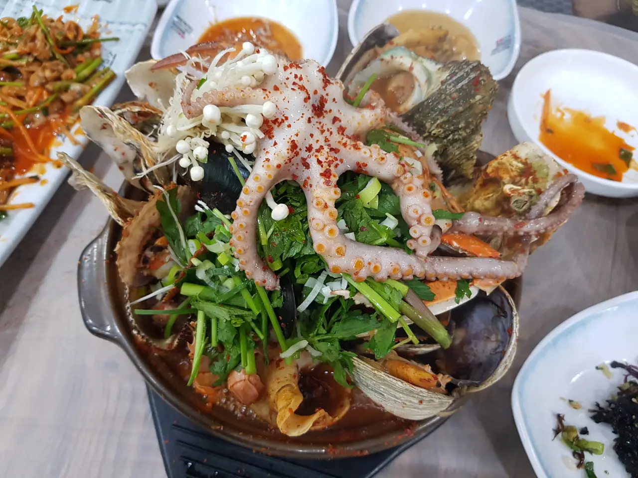 (5점) 통영시 미수동 해물뚝배기+생선구이+회무침 맛집 '통영밥상식당' 작업 사진 7