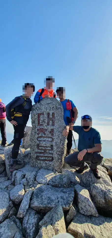 (5점) 6월 설악산 무박2일 등산 (오색->대청봉->소청->봉정암->영시암->백담사 코스) 작업 사진 15