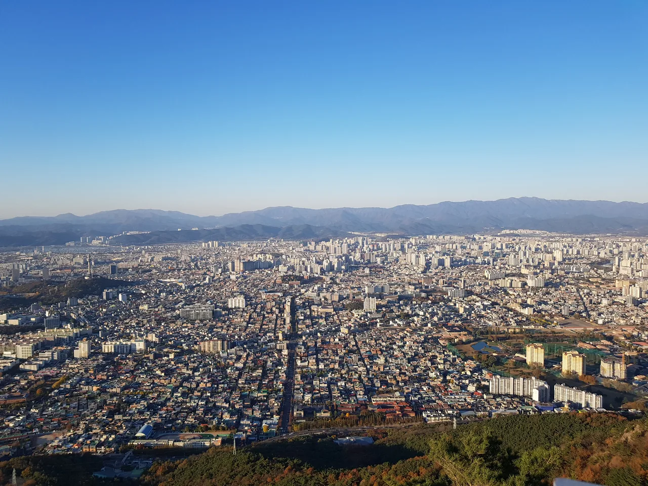 (4점) 대구 남구 앞산 케이블카. 케이블카 타고 올라간 앞산과 낙동강승전기념관 작업 사진 5