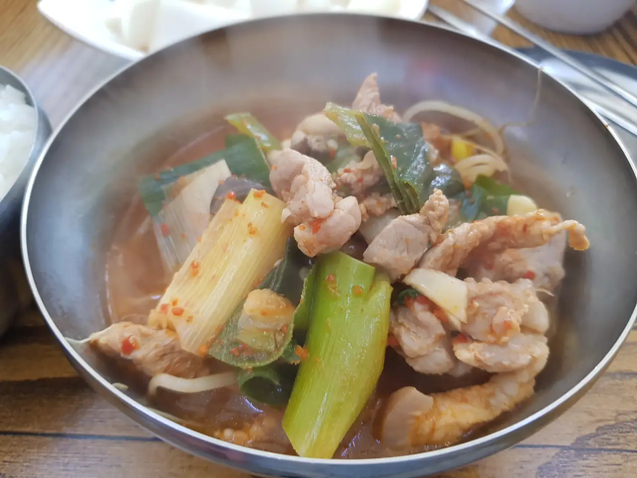 (4점) 경산시 진량읍 돼지찌개 맛집 '와촌식육식당 진량공단 2호점' 작업 사진 7