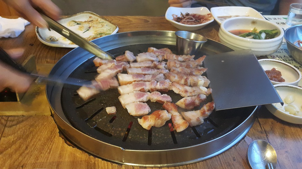 <대구 수성구 상동 '돈모닝'> 제주도 흑돼지 오겹살과 촌돼지찌개 작업 사진 7