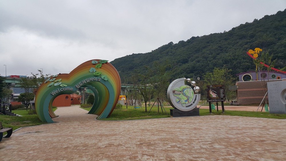 <청도 레일바이크> 이젠 늙어서 레일바이크도 못 타겠다는... 작업 사진 4