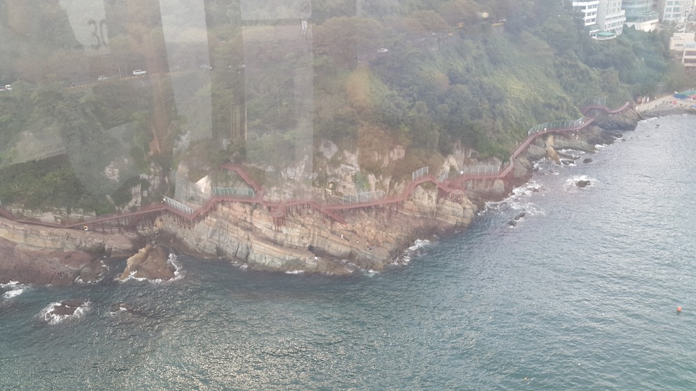<부산 서구 안남동 "송도해상케이블카"> 바닥이 보이는 케이블카 작업 사진 8