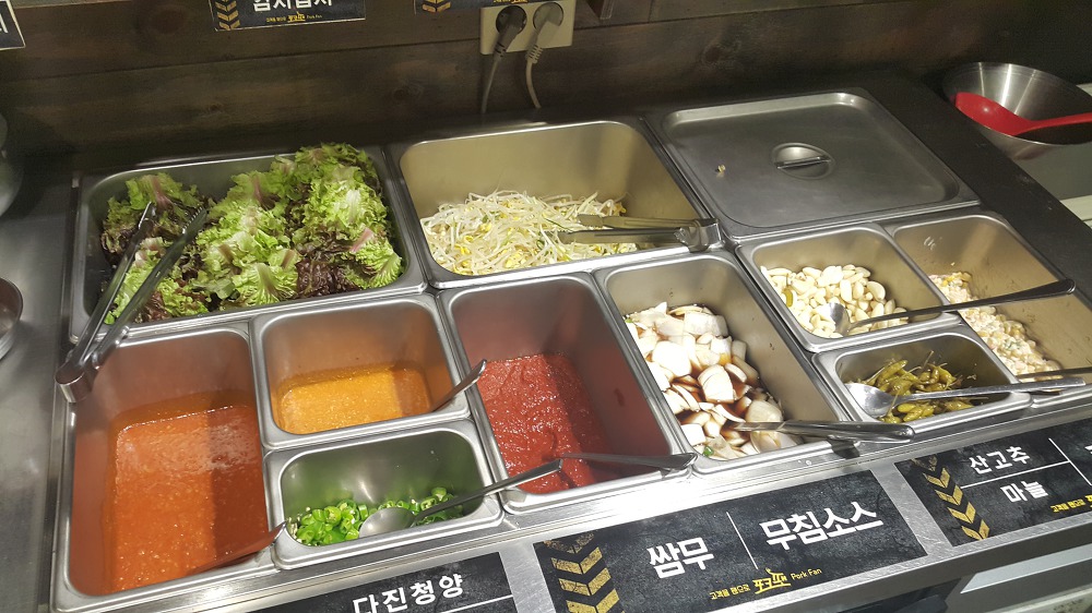 <대구 수성구 만촌동 \"포크팬\"> 적당한 가격의 고기 뷔페. 우삼겹으로 된장찌개 끓이면 정말 맛있습니다. 작업 사진 5