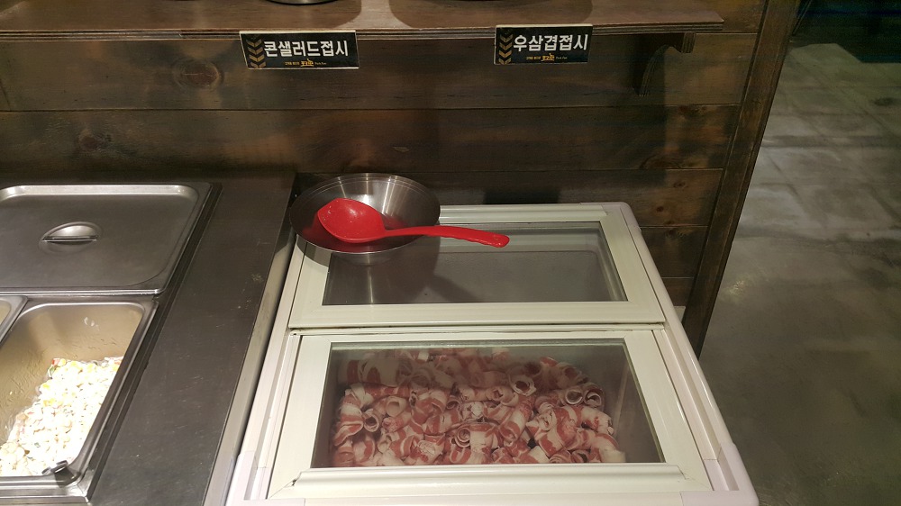 <대구 수성구 만촌동 \"포크팬\"> 적당한 가격의 고기 뷔페. 우삼겹으로 된장찌개 끓이면 정말 맛있습니다. 작업 사진 6