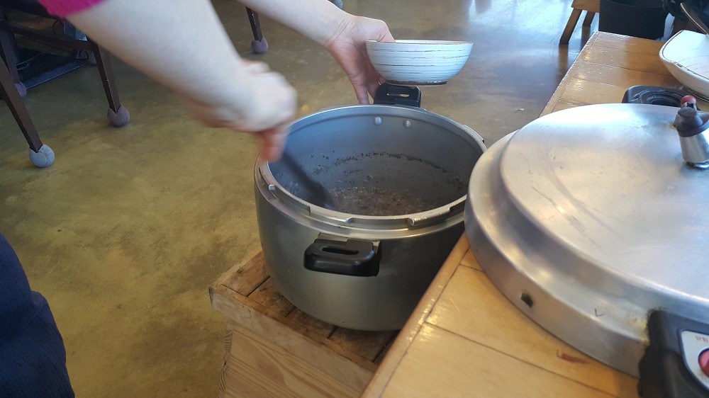 <대구 달성군 가창면 \"큰나무집궁중약백숙\"> 완전 배부르고 맛있게 먹은 백숙 작업 사진 10