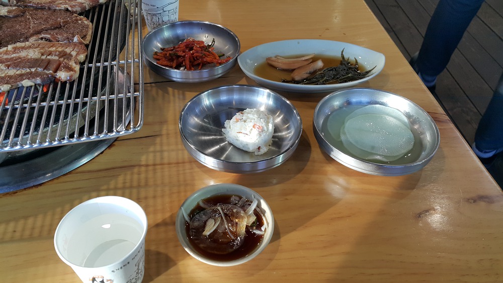<대구 수성구 들안길 \"서민갈비\"> 구워주는 돼지갈비를 맛있게 먹을 수 있는 들안길 맛집 작업 사진 7