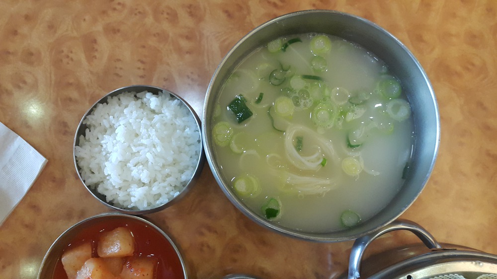 <대구 수성구 들안길 \"동이옥\"> 맛있는 육회냉면과 설농탕 그리고 육전 작업 사진 13