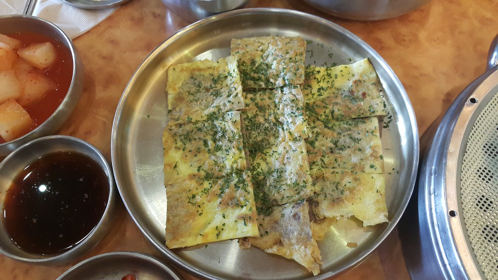 <대구 수성구 들안길 \"동이옥\"> 맛있는 육회냉면과 설농탕 그리고 육전 작업 사진 15