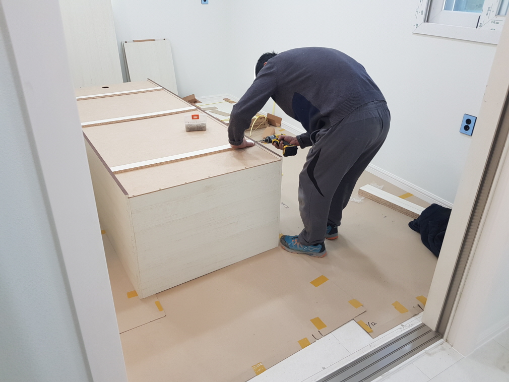 농촌주택개량사업. #35. 싱크대, 드레스룸, 파우더룸2 작업 사진 2