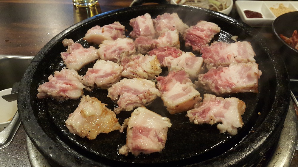<대구 수성구 만촌동 \"원조아삼겹\"> 대구에 살면 꼭 먹으러 가야만 하는 삼겹살집!! 작업 사진 7