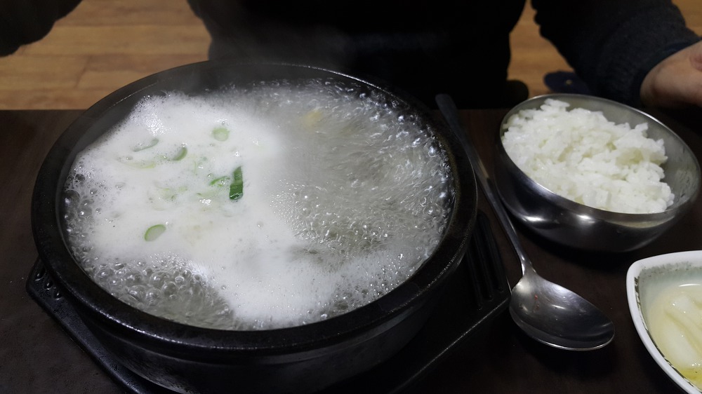 <대구 수성구 \"평양아바이손순대\"> 친구가 순대 맛있다고 해서 갔는데... 작업 사진 8