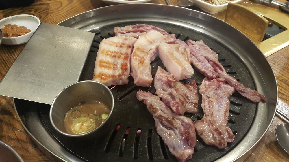 <대구 수성구 상동 \"돈모닝\"> 맛있는 제주도 흑돼지오겹살과 돼지찌개 작업 사진 5