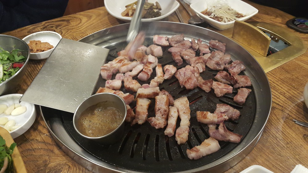 <대구 수성구 상동 \"돈모닝\"> 맛있는 제주도 흑돼지오겹살과 돼지찌개 작업 사진 6