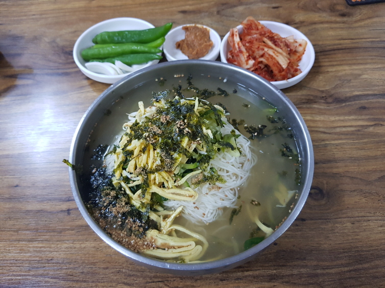 (4점) 경산시 압량읍 생활의달인 이금애 잔치국수. '잔치국수 본점' 작업 사진 4