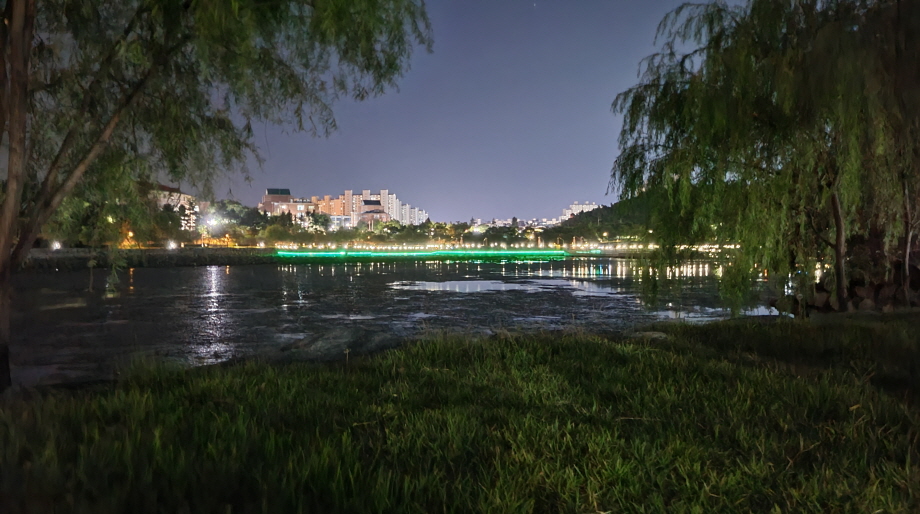 (5점) 경산 계양동 남매지. 강아지와 산책하기 좋은 곳. 야경 이쁜 곳. 작업 사진 5