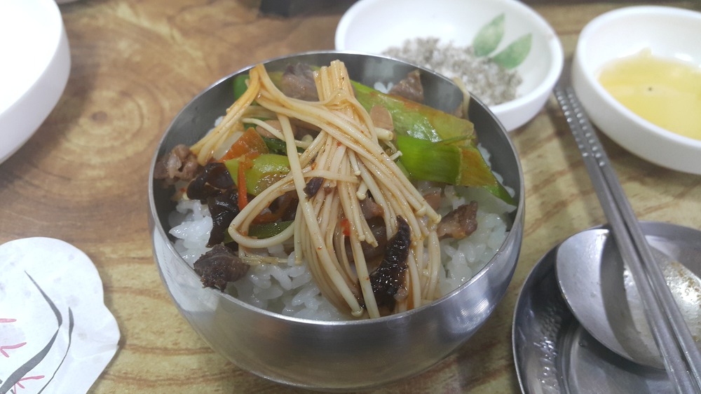 <경산 자인 \"밀양식육식당\"> 소고기 구워먹고 된장찌개까지~ 작업 사진 11