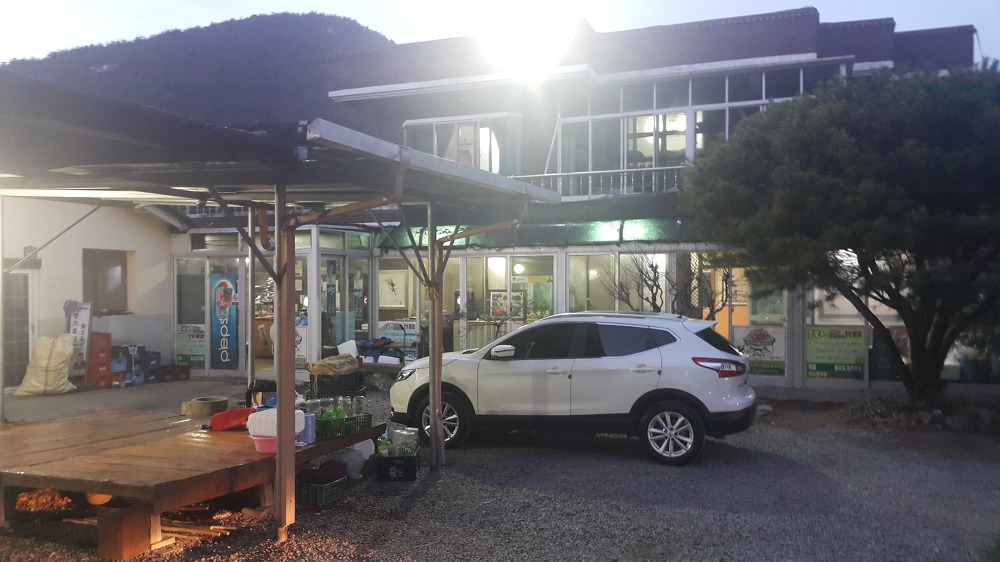 <대구 달성군 가창면 \"대자연식당\"> 닭갈비맛 나는 촌닭구이 작업 사진 3