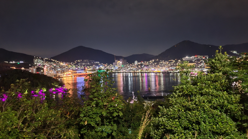 (5점) 여수밤바다 보기 좋은 곳. 여수 돌산공원. 작업 사진 2