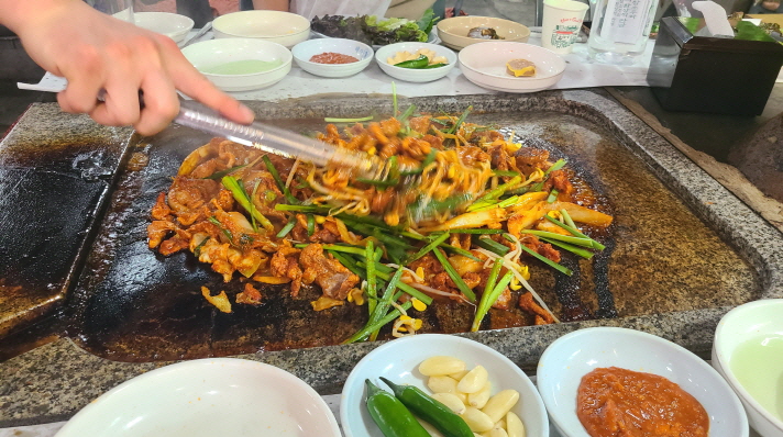 (4점) 칠곡군 동명면 오리 장작 불고기 맛집. '고향의봄' 작업 사진 7