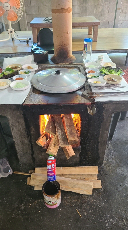 (4점) 칠곡군 동명면 오리 장작 불고기 맛집. '고향의봄' 작업 사진 2