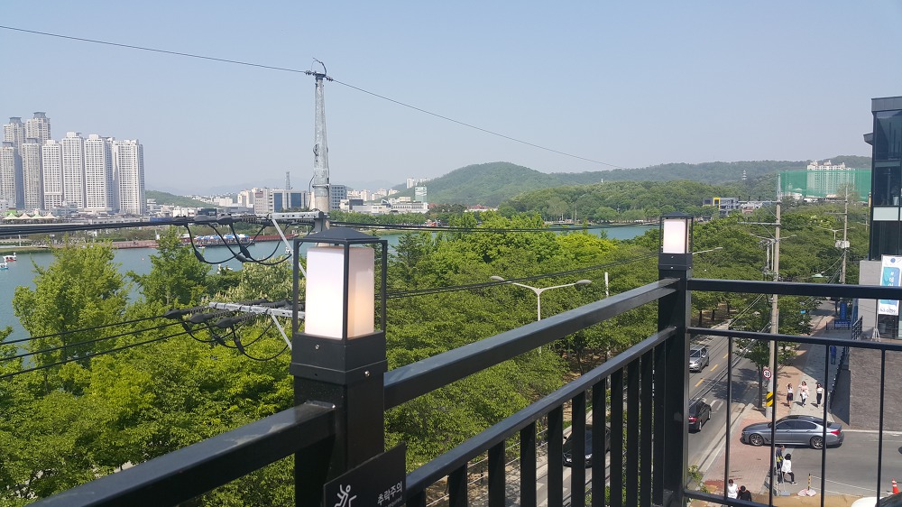 <대구 수성못 \"스타벅스 대구수성호수점\"> 새로 오픈한 수성못 스타벅스 방문 작업 사진 4