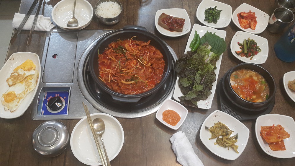 <부산 북구 덕천 \"밥상예찬\"> 맛있는 매실 두루치기 쌈밥 작업 사진 4