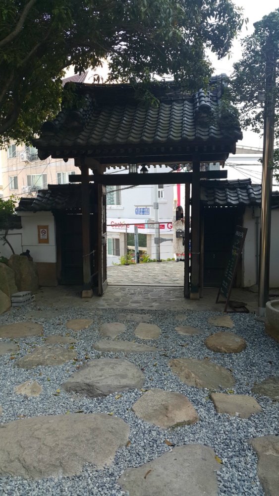 <부산 "문화공감 수정"> 옛 일본식 가옥 카페. 정란각. 작업 사진 13