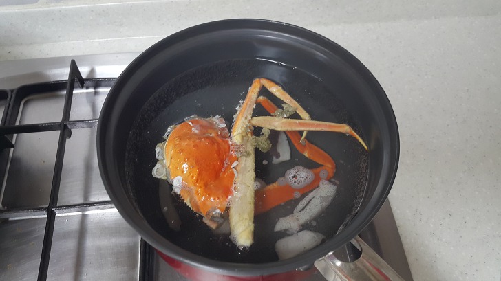 <울릉도 3박 4일 1부> 울릉도에서 먹은 맛있는 밥과 방파제앞 낚시. 면민 체육대회 참가. 작업 사진 11