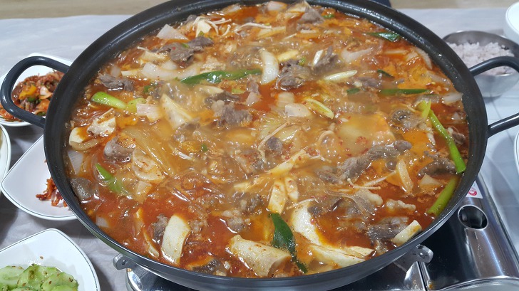 <울릉도 3박 4일 1부> 울릉도에서 먹은 맛있는 밥과 방파제앞 낚시. 면민 체육대회 참가. 작업 사진 14